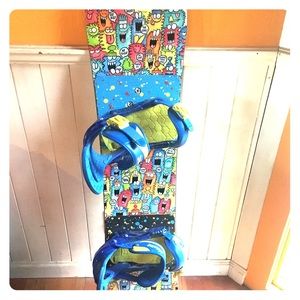 Burton kids chopper 110 snowboard and bindings